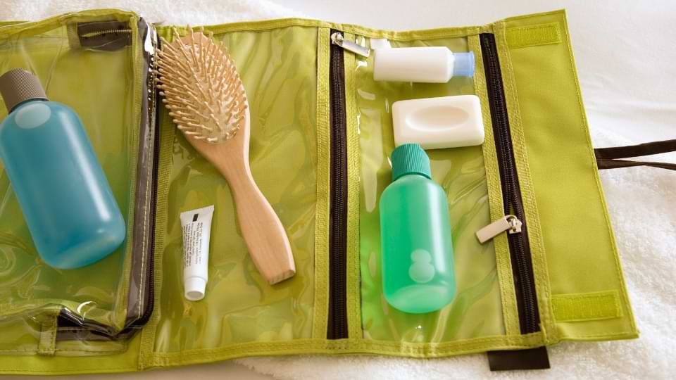 trousse de toilette voyage